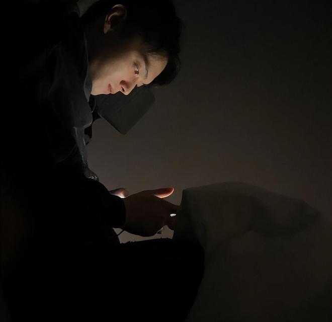 大金晒出对话录屏！许凯承认动手家暴，女方喊话他：你天黑了吗