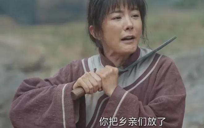 《生万物》结局烂尾，杨幂离得奖越来越远，38岁了光有进步可不够