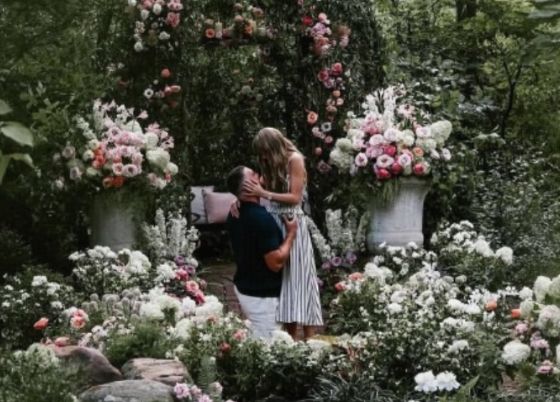 霉霉凯尔西订婚：最后一舞，退役结婚？