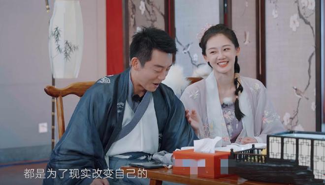 小姨子花8万买包？停用丈母娘亲属卡？郑恺回应了，小姨子不忍了