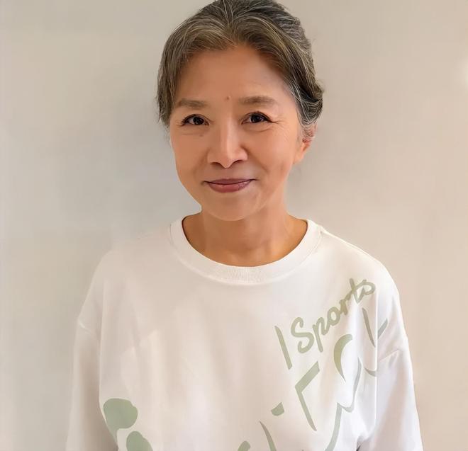 《生万物》观众最希望拿奖的人不是杨幂，而是不在海报上的迟蓬
