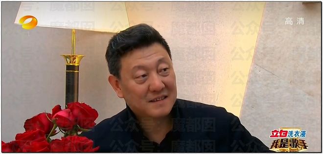 网传中国家喻户晓57岁传奇巨星歌手出轨致人怀孕还抢手机？