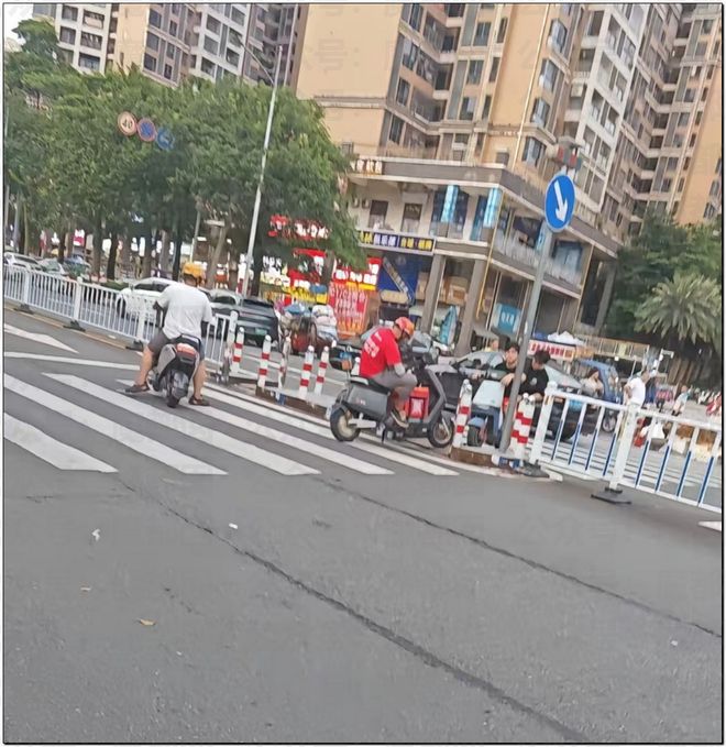 网传中国家喻户晓57岁传奇巨星歌手出轨致人怀孕还抢手机？