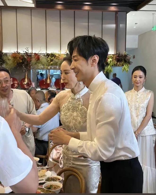 46岁急着再婚的董璇，还能维持现状多久？