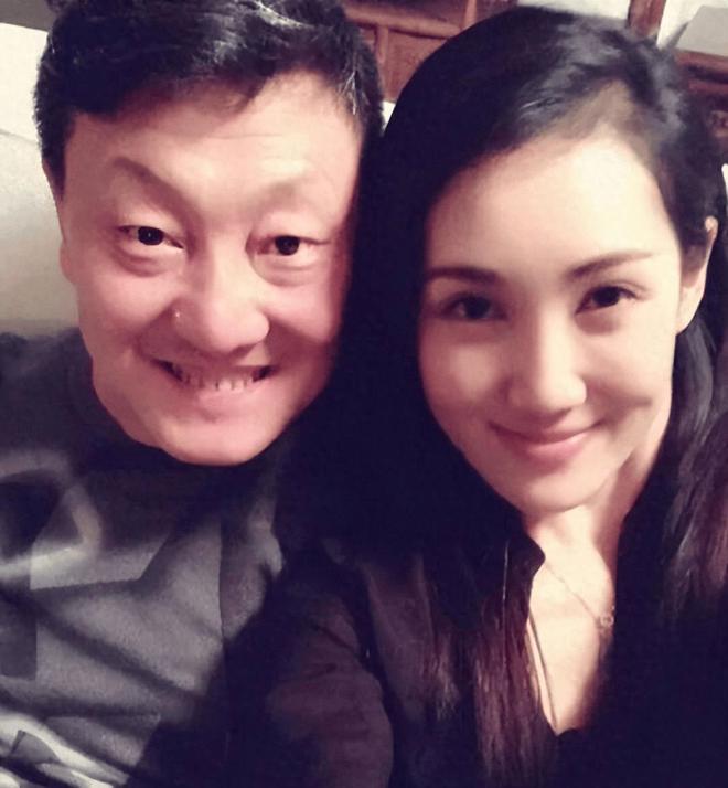 韩磊事件后续：女方账号内容被下架清空，韩磊已报警，将发布声明