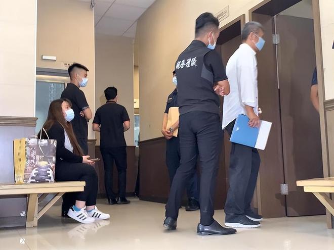著名造型师猝死离世，年仅32岁，生前最后合影看不出异样