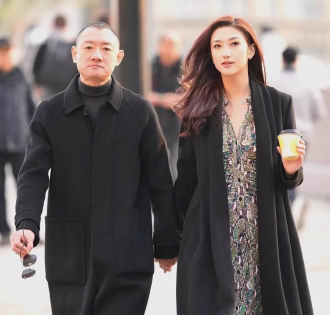 京城四少汪雨再婚！女方官宣甜喊嫁给爱情，双方相差18岁