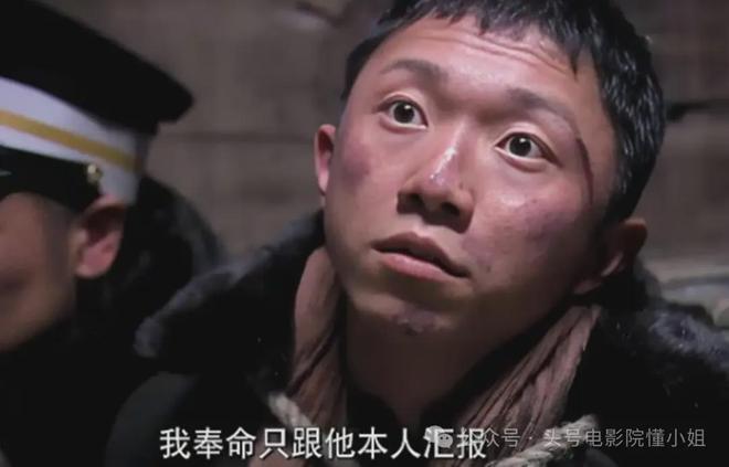张嘉益13年前身边的男孩，火了！《生万物》里坏透，《归队》换脸