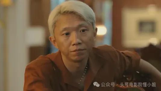 张嘉益13年前身边的男孩，火了！《生万物》里坏透，《归队》换脸