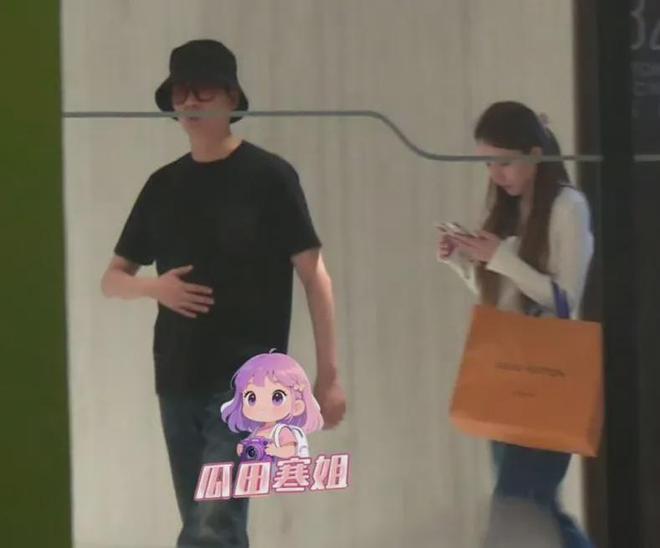 冯绍峰与新女友又被拍了！​女方撞脸马筱梅，还疑似被前任内涵