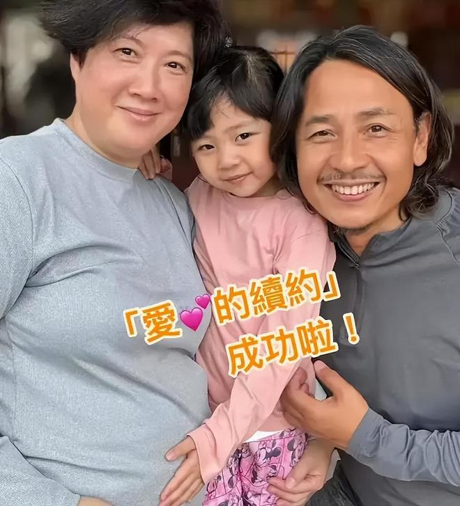 港星黄泽锋58岁妻子产女！年过五旬连生二胎，差点因并发症送命