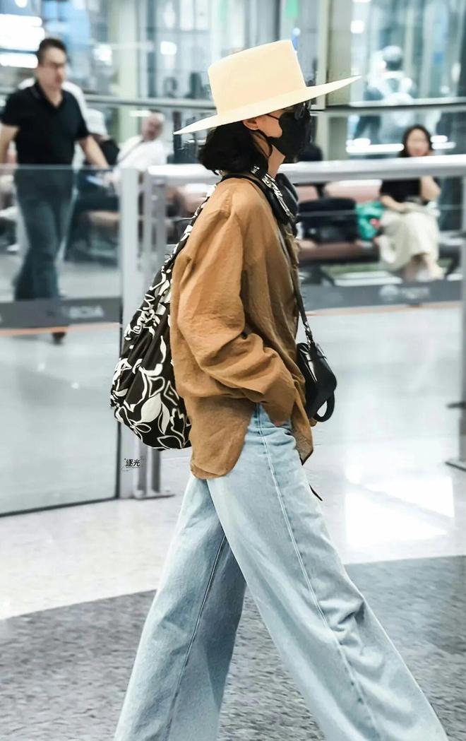 从鹤岗女孩到威尼斯影后，辛芷蕾不服输的人生到底有多带感