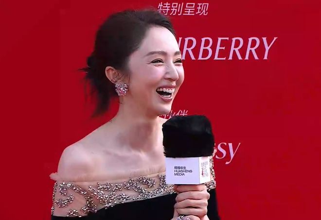红毯上40+女星状态，有姐弟恋有单亲妈妈，过得好不好写在脸上