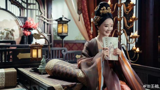 丈夫失联，儿子逆袭，她的好日子来了？