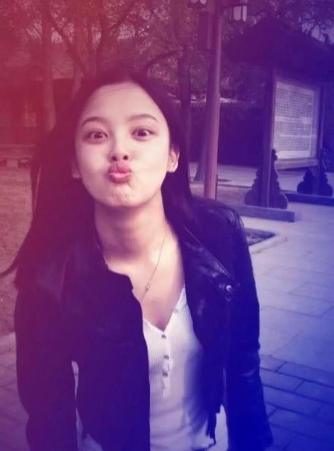 从vogue封面陪衬到威尼斯影后，辛芷蕾一夜之间改写内娱格局？