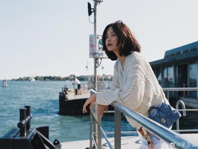 辛芷蕾首谈影后感受：倪妮赵丽颖都私信祝贺，讨厌女演员互相攀比