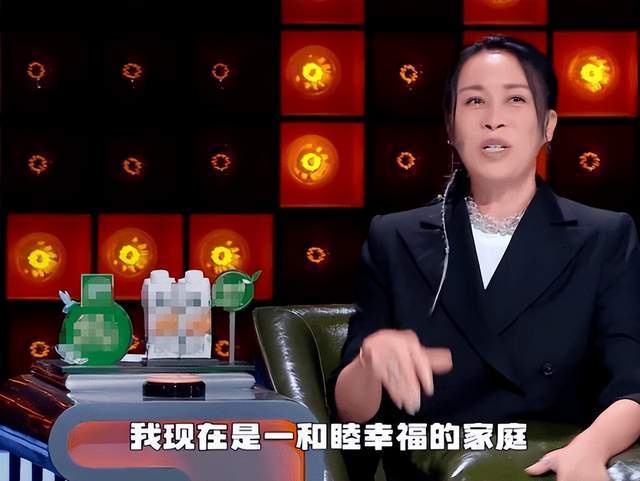 那英老公被曝出轨！跟女子举止亲密，那英多次维护男方成笑话
