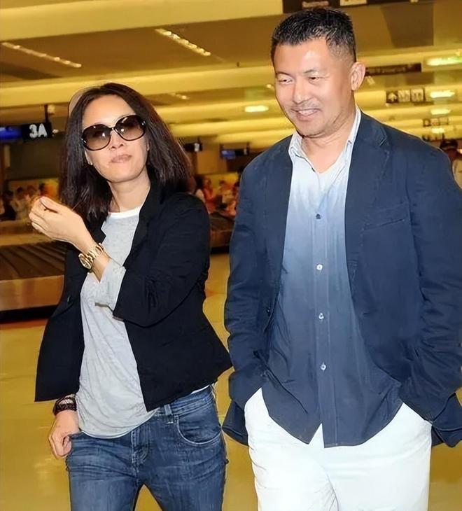 那英的婚姻，也塌了