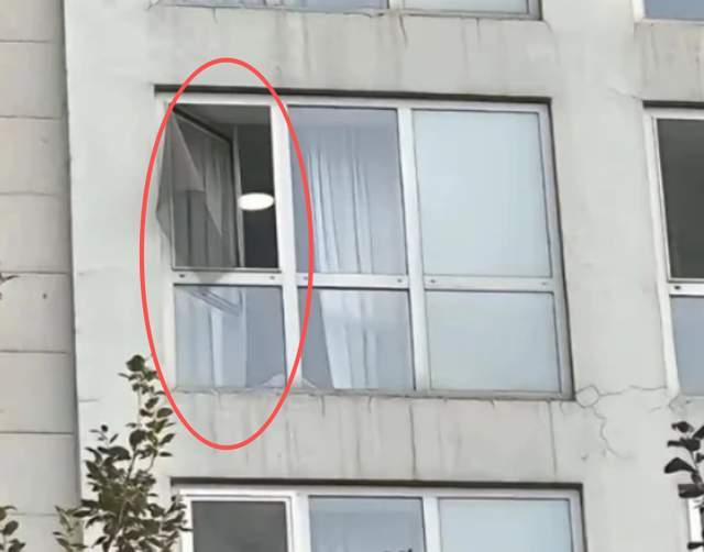 于朦胧饭局成员被扒，疑似编剧极光光的家，本人连忙删博关评