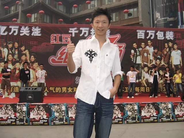 爸爸基础，儿女就不基础！43岁宋家腾：一个普通男演员的幸福人生