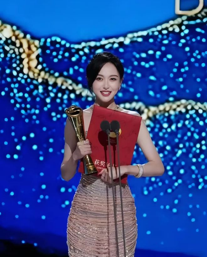 汪小姐的码头，终于「靠岸」了