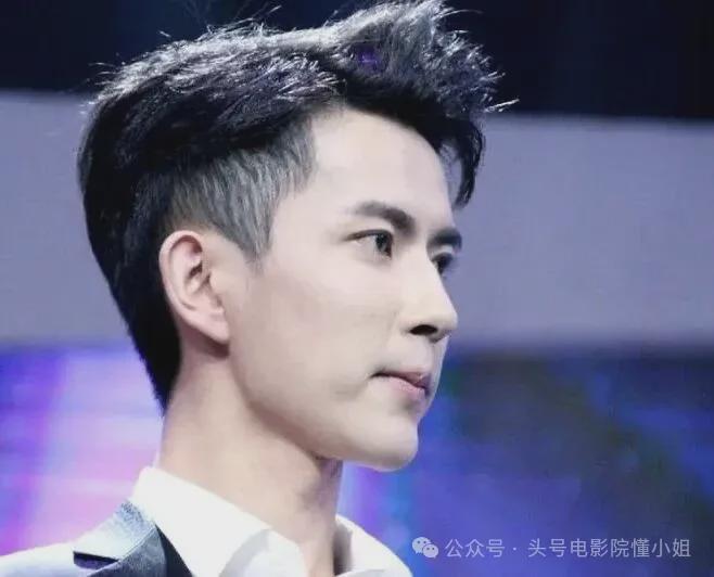 于朦胧坠亡，快男兄弟生日崩溃！华晨宇无法再抱着他哭，叫他胧儿
