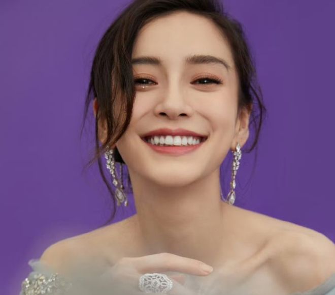 baby代言风波升级！品牌革职员工惹争议，离婚3年还见不得李菲儿