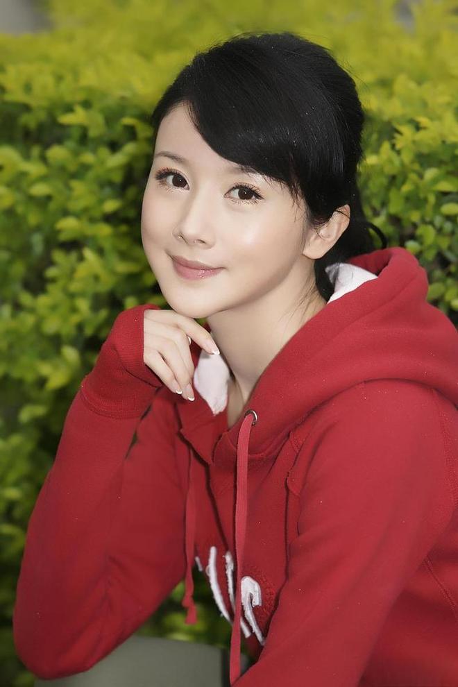 孙菲菲离婚内情：为挽救婚姻做亲子鉴定，富商老公舍不得买葡萄干