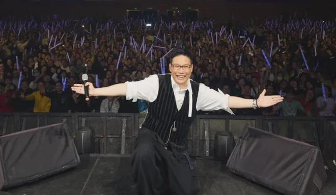 苏永康关闭评论区！演唱会取消本人破防了，一直删评还拉黑网友