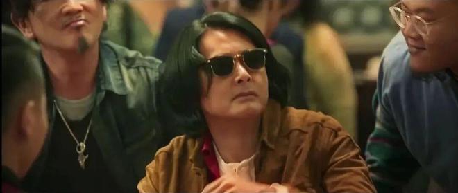 他代表香港电影明星里，银幕魅力的极致
