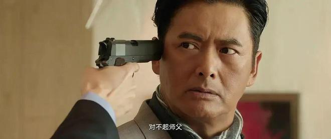 他代表香港电影明星里，银幕魅力的极致
