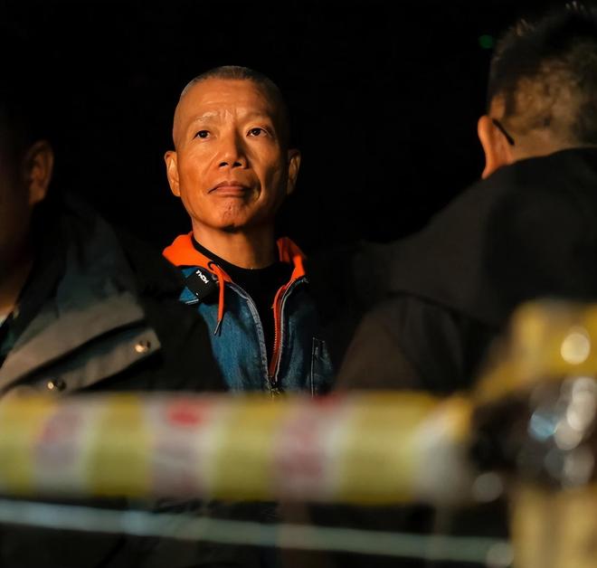始祖鸟被曝不止一次高原放烟花！疑似彩排照片流出，网友呼吁重罚