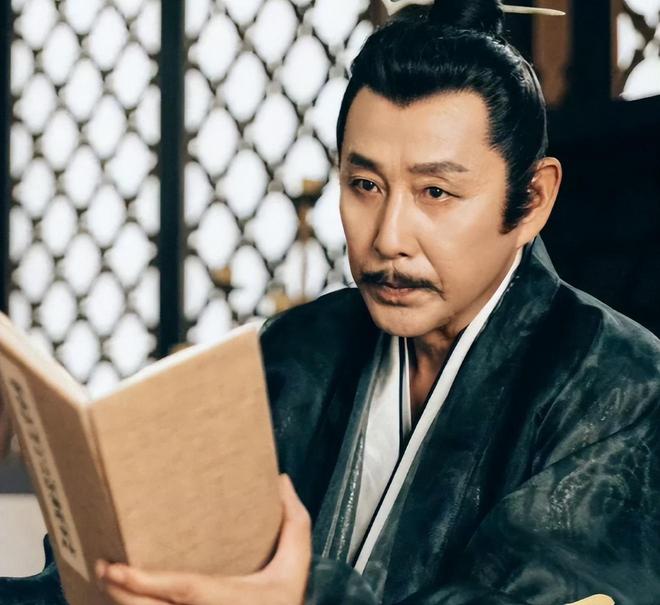 《繁花》编剧秦雯新录音曝光：嘲讽陈道明，吐槽游本昌，信息量大