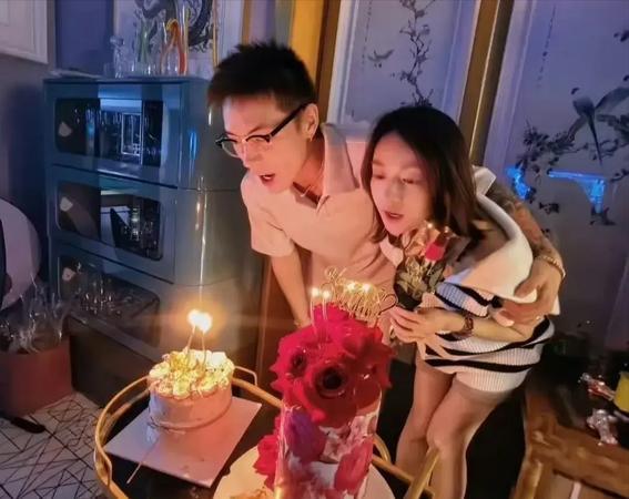 洪尧疑似删除和吴谨言官宣结婚博？反转了，洪尧说他俩好着呢