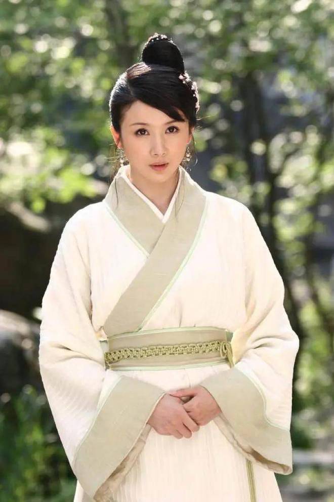 孙菲菲力挺王暖暖：同被丈夫坑过，女孩子才懂女孩子的苦