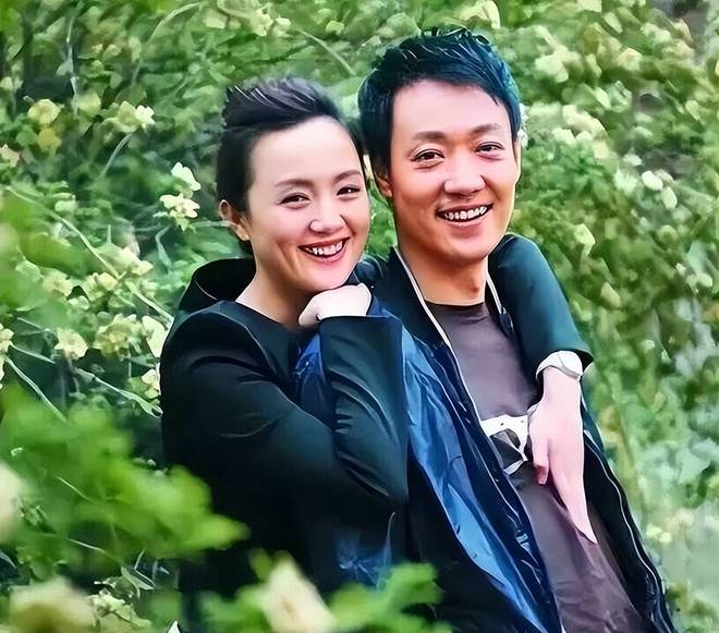 朱媛媛去世后辛柏青断更4个月，好友刘天池透露近况，盼他走出来