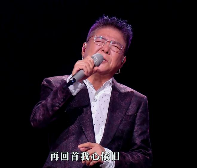 湾区晚会名场面：小沈阳和女儿同框，肖战台下合照，歌手真唱翻车