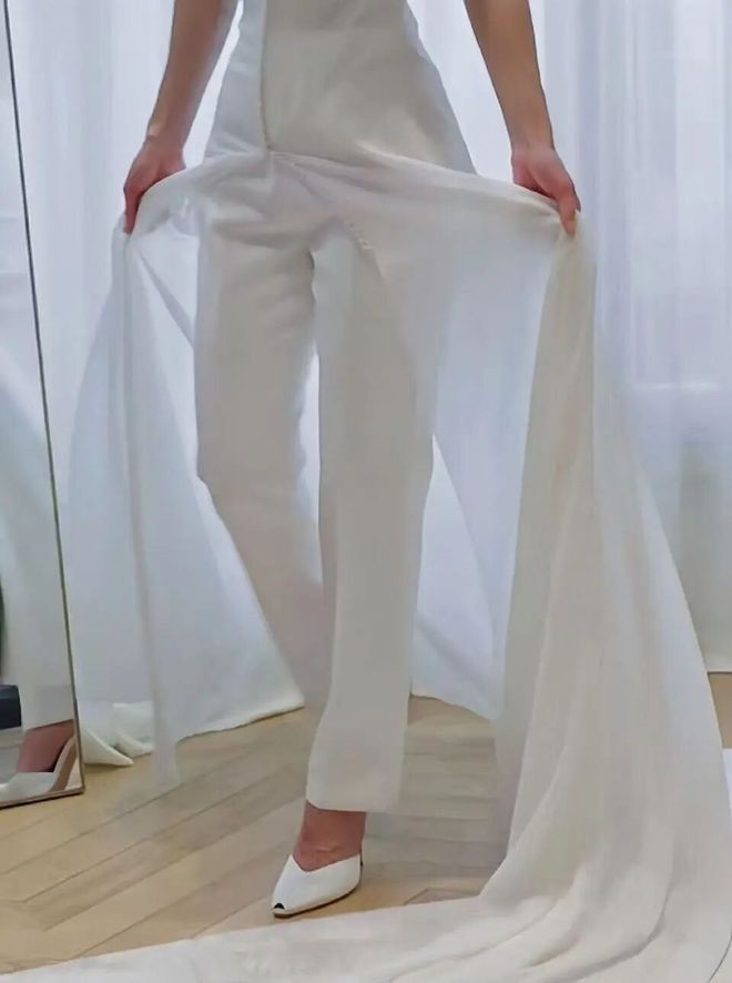 感谢不娶之恩！贝克汉姆儿子的前女友，跟另一个美女结婚了～