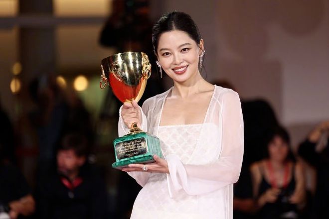 恭喜，中国女演员翻身了！