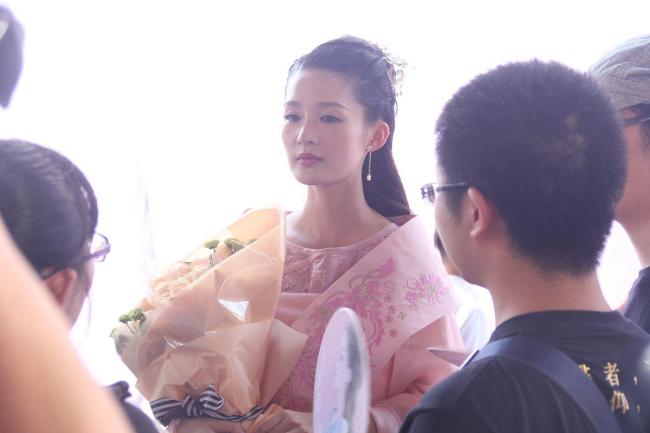 一笑随歌翻身仗
