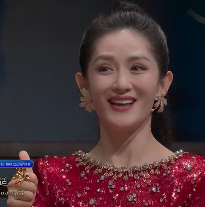 央视秋晚收视率破7！谢娜表演观众直接转台，明星对嘴假唱遭吐槽