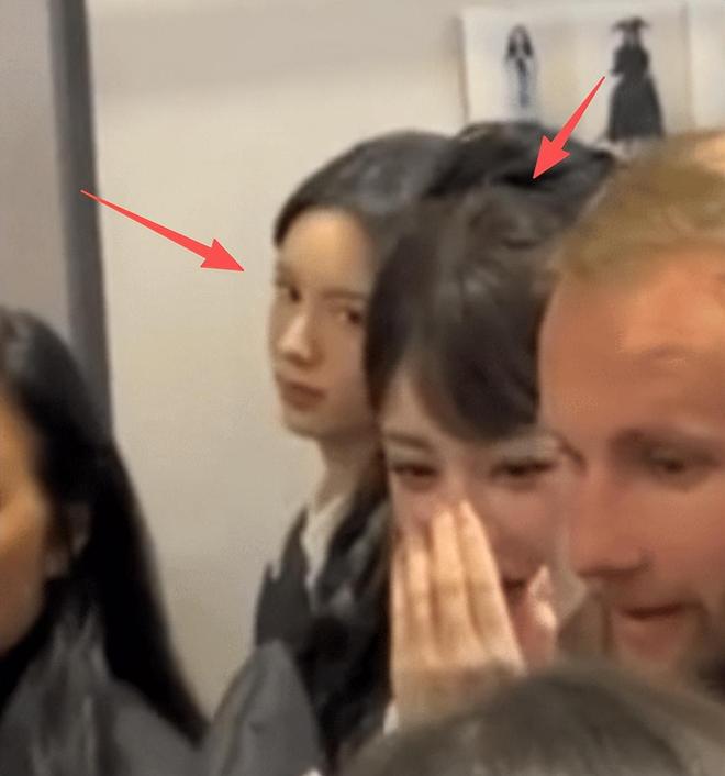 女星周也翻车！疑向热巴翻白眼，表情多次不耐烦，还给素人甩脸色