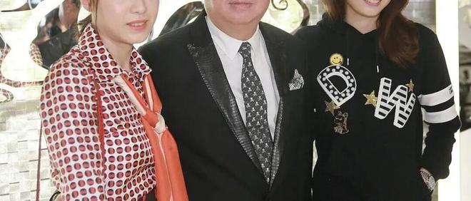 E句话| 他也宣布退圈了？
