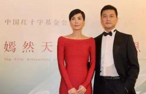 李亚鹏又离婚了，网友：“干啥啥不行，xx第一名”