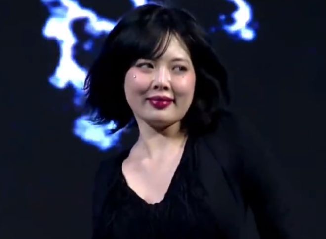 泫雅婚后状态越来越差，和丈夫同框一脸病容，社媒内容惹人担忧