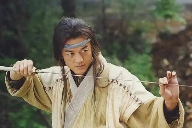李亚鹏官宣离婚不到24小时，令人恶心的一幕发生了，汪峰也遭殃