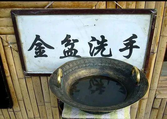 四个月前，张雪峰错过了一个“急流勇退”的机会！