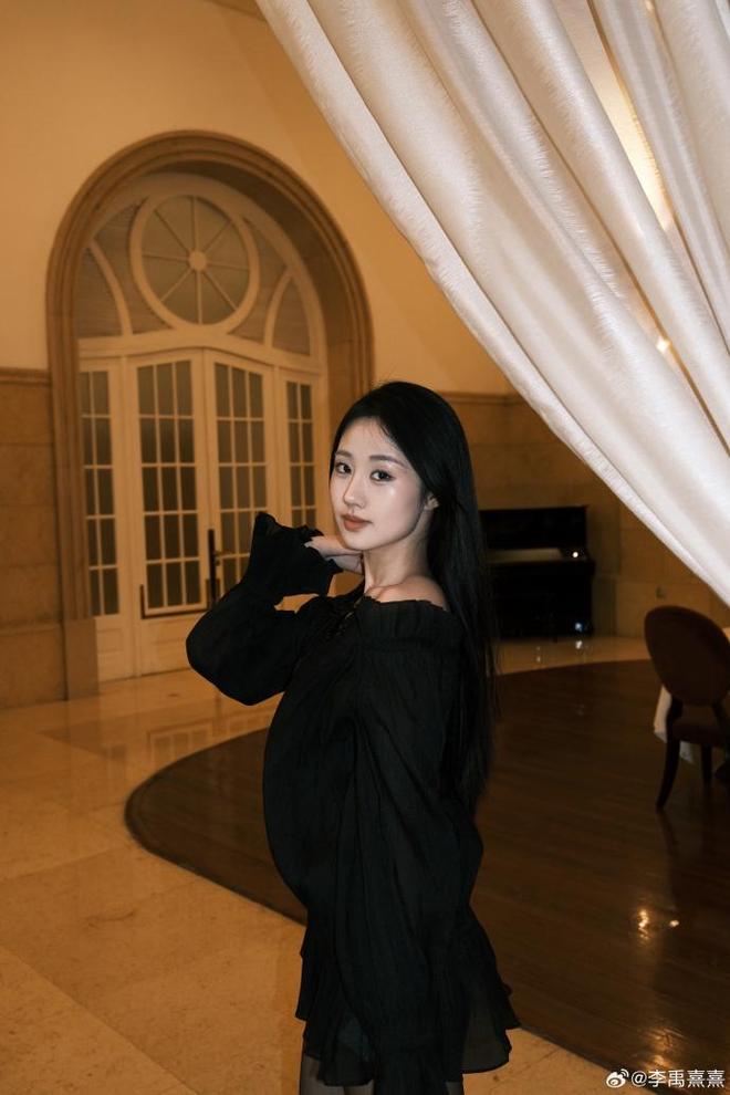 李禹熹忍无可忍，两次发文揭开了荣梓杉的真面目，撕碎了他的体面