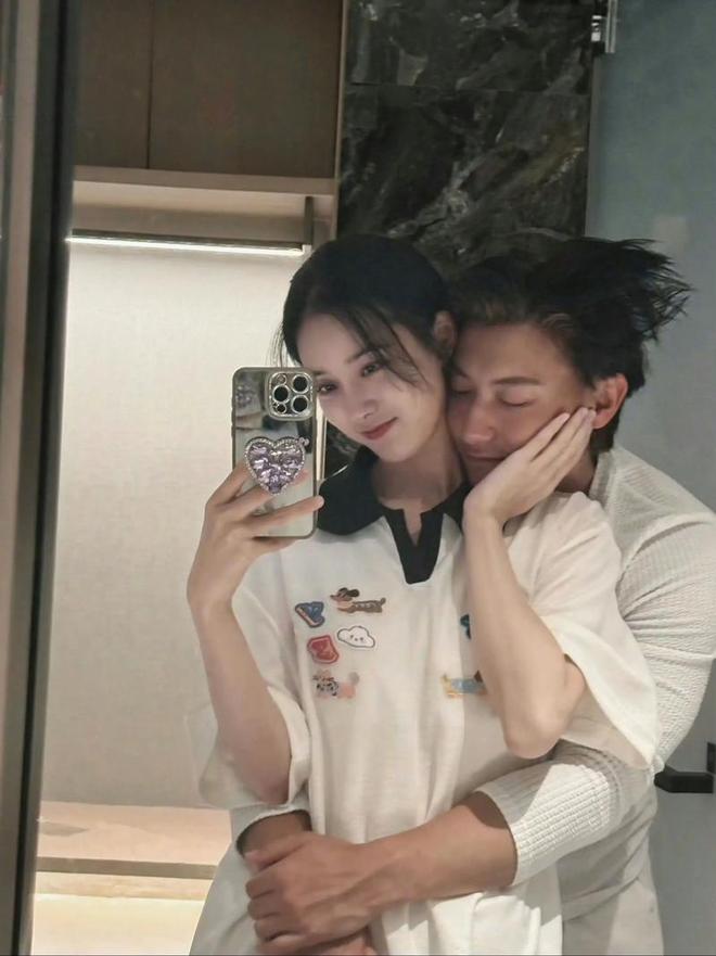 黄子韬大婚！徐艺洋戴500克拉婚戒，男方抛西兰花，喜婆婆太开心