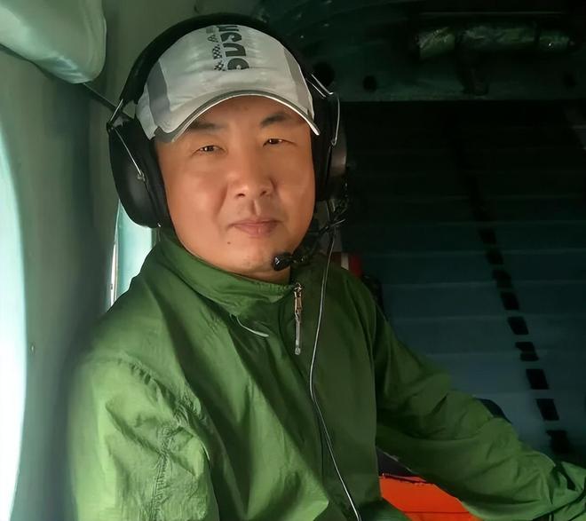 表面演员，实际是“国际反恐专家”！这位老戏骨，隐藏好深！